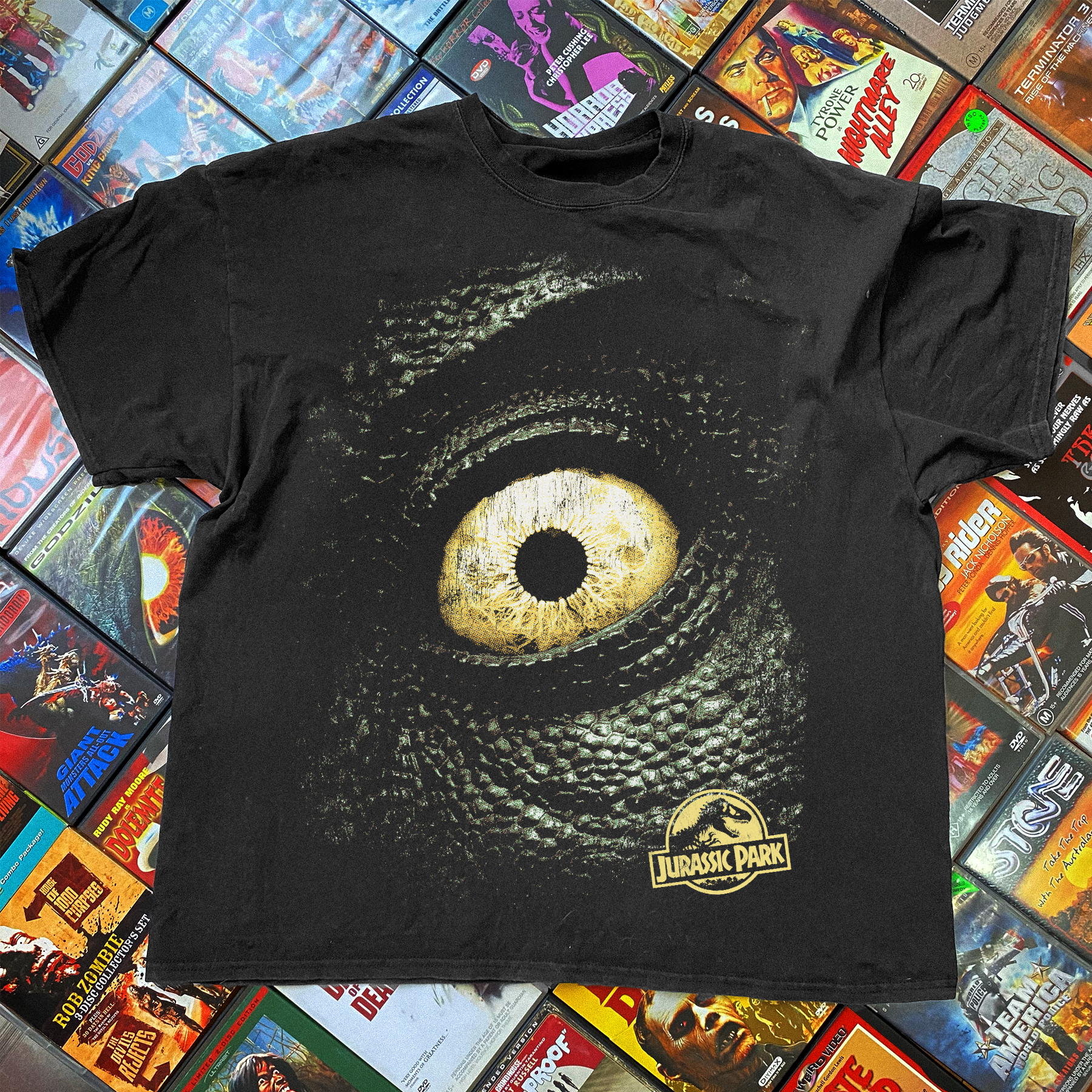 Jurassic Park 'Don't Move' Retro Black Tee